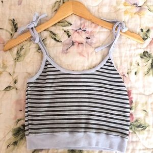 Cropped tank top light blue